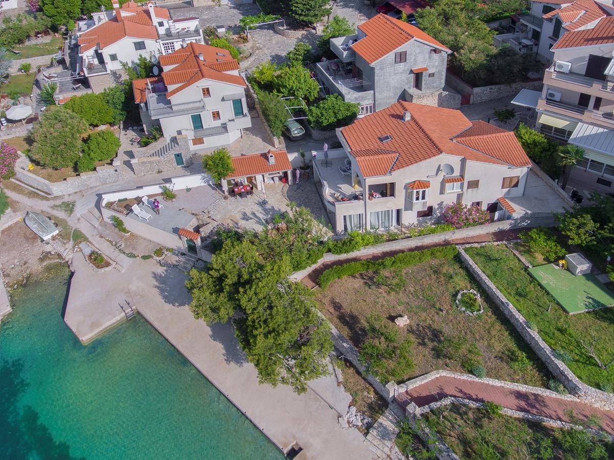 Sea Breeze - Front Sea Apartment Zaboric Exterior photo